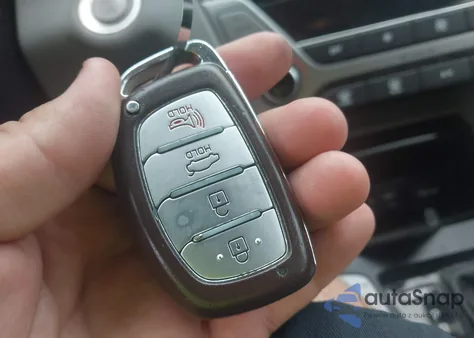 2017 Hyundai Elantra Limited from USA, damaged, VIN 5NPD84LF5HH020664